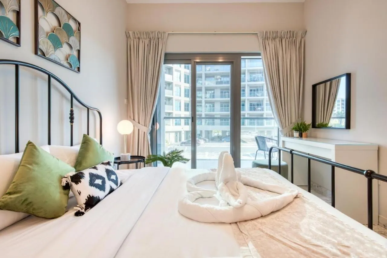 Apartment Elite Lux Holiday Homes - Cozy & Stylish 1 Bedroom With Huge Pools & World Class Gym Dubai United Arab Emirates